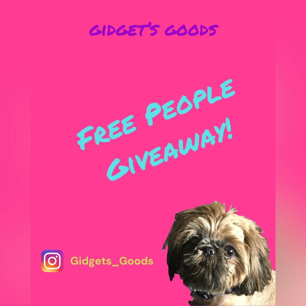 GIVEAWAY - FREE PEOPLE Necklace!